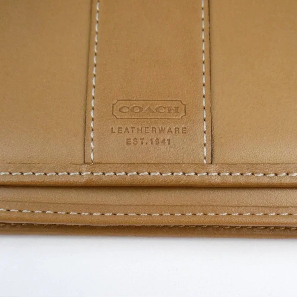 Coach‎ Tan Leather Key Holder Wallet